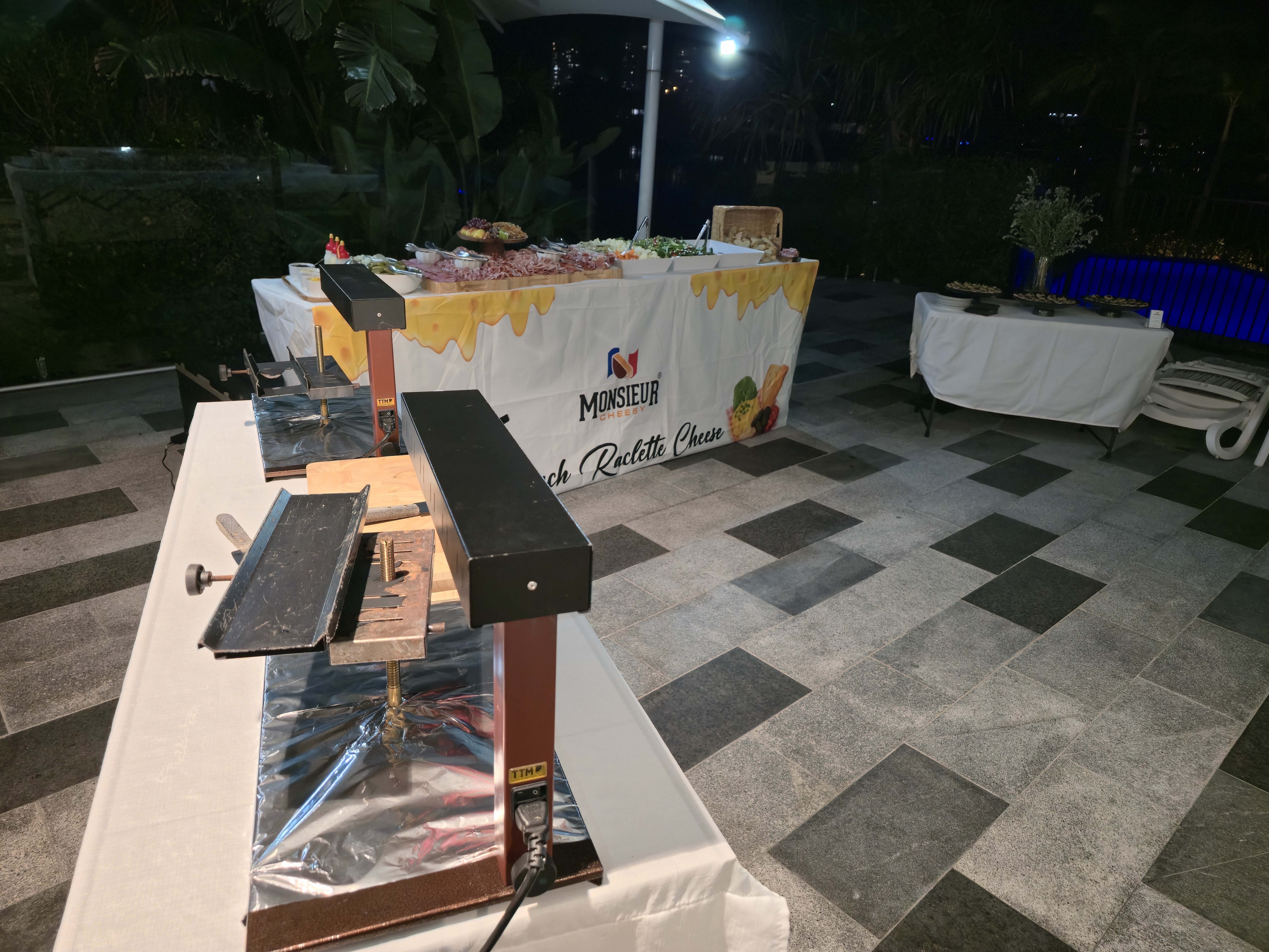 On-Site Raclette Station